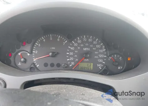 2005 Ford Focus Zx4 from USA, damaged, VIN 1FAFP34N05W205891